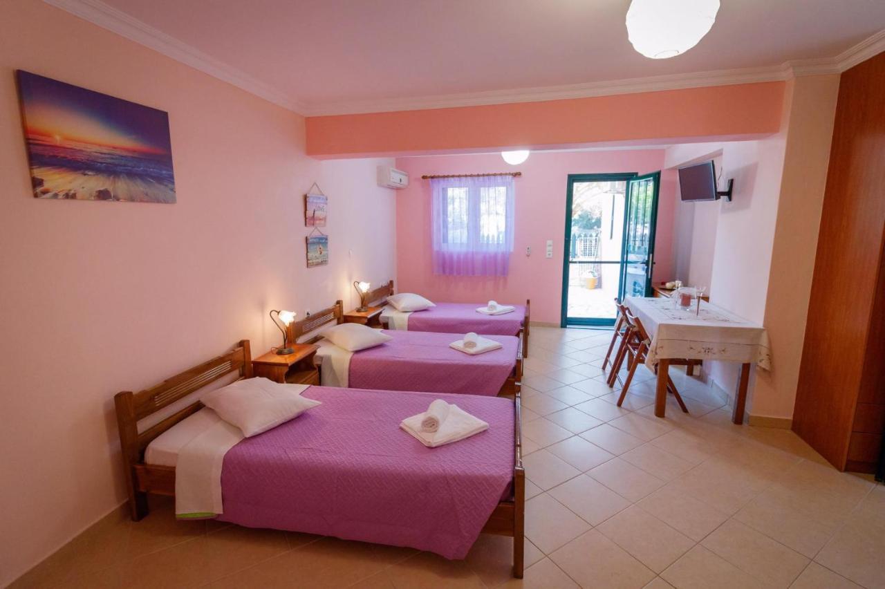 Cleopatra Rooms Nikiana Exterior photo